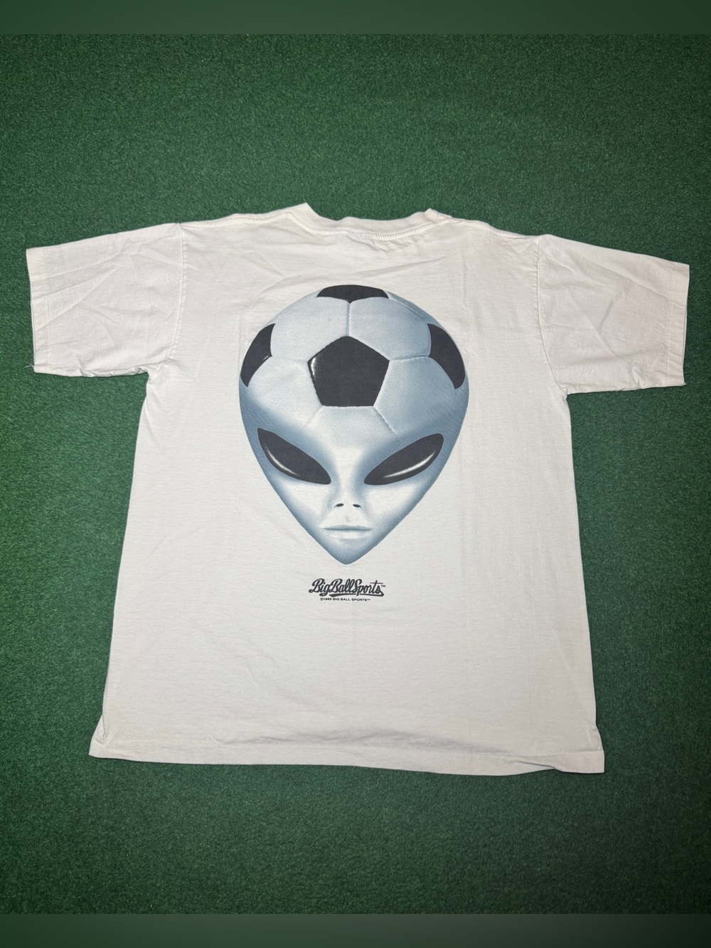 Soccer Vintage Alien T Shirt 90s Higher Form Of Intelligence L World Cup Shirt